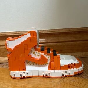 Kickbrick (Sneaker Lego)